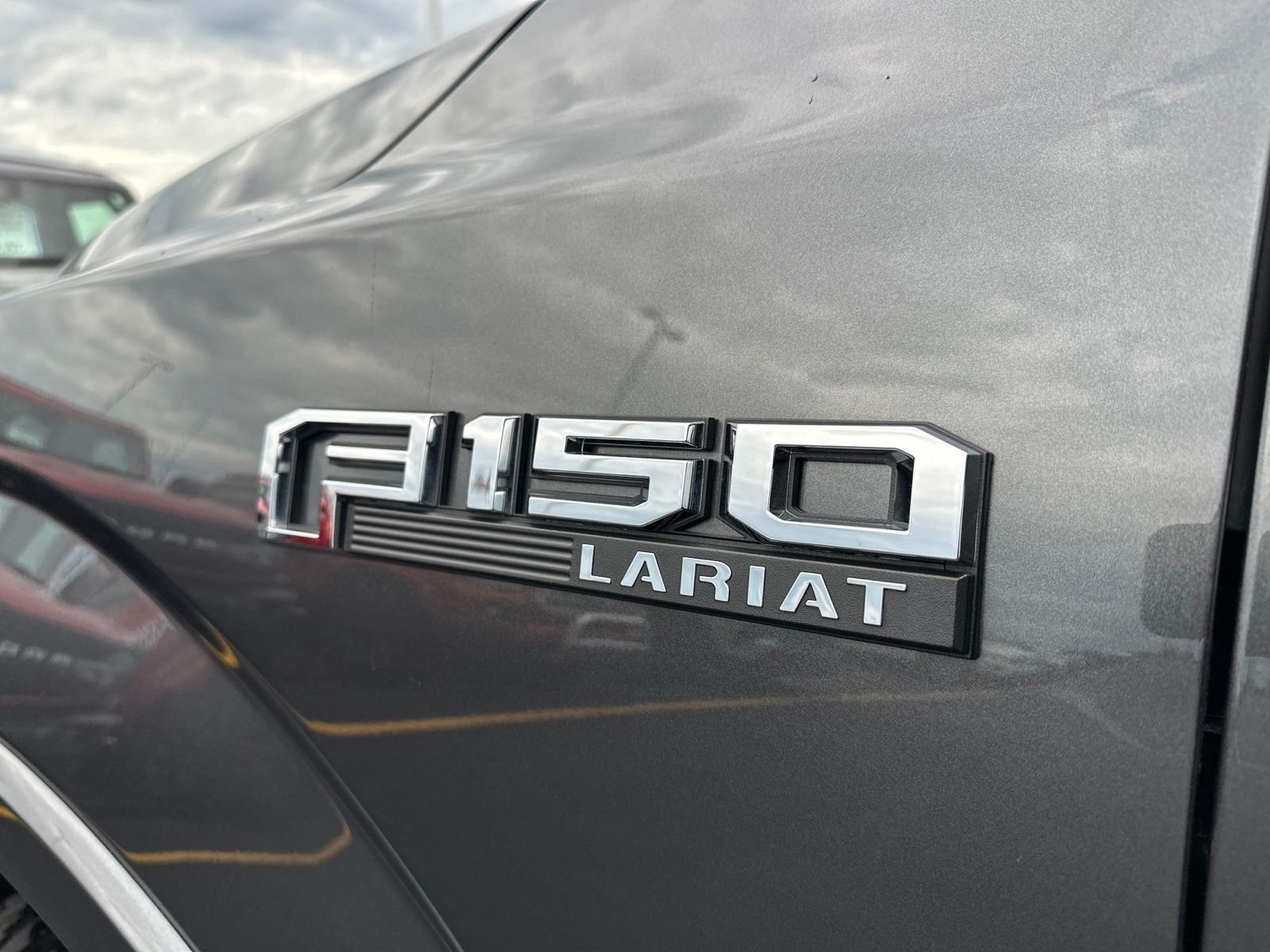 Used 2019 Gray Ford Lariat image 15