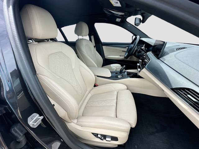 Used 2022 Gray BMW 530i image 29