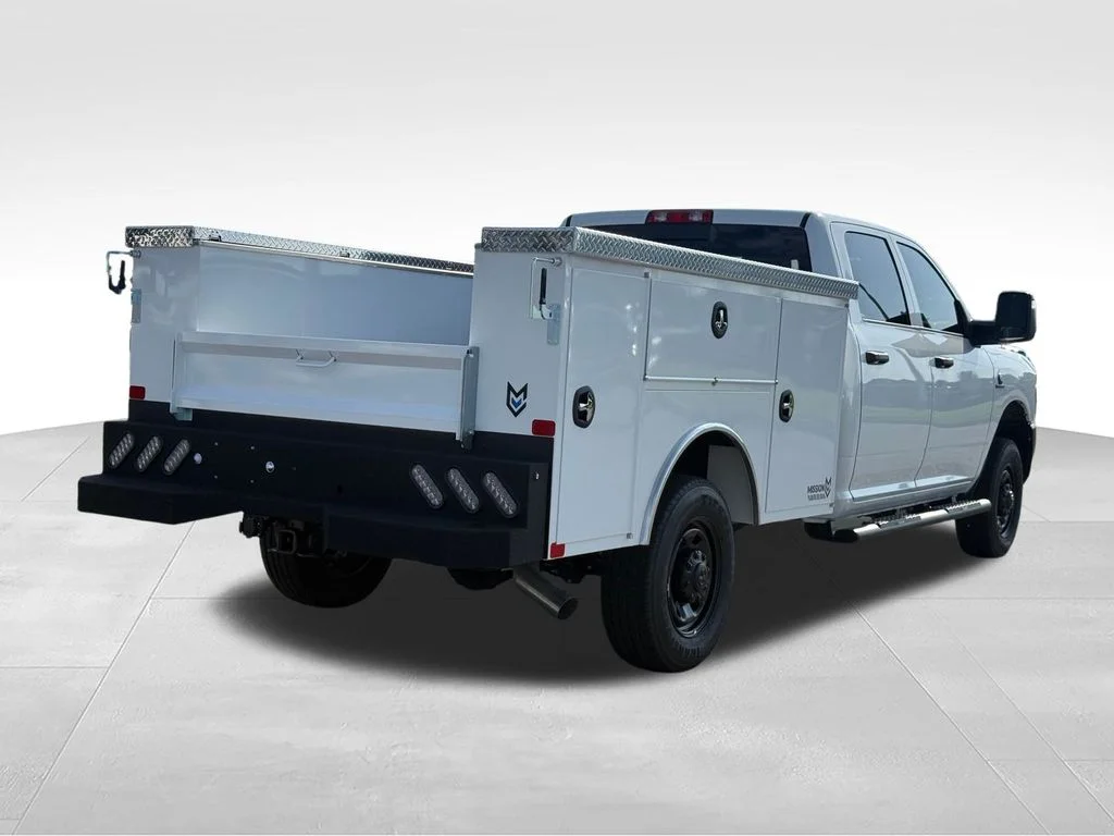 New 2026 Bright White Clear-Coat Exterior Paint RAM Tradesman image 28