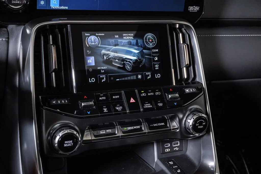 Used 2023 Manganese Luster Lexus 600 Luxury image 26