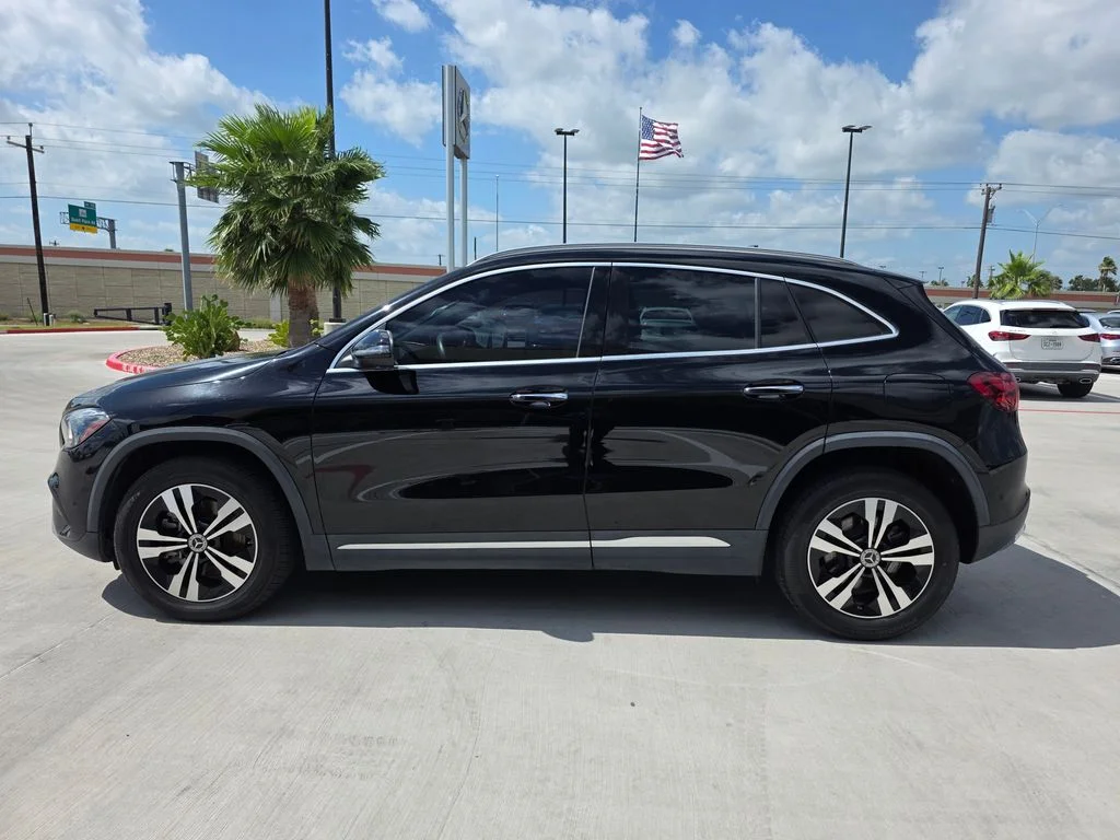 Used 2025 Black Mercedes-Benz GLA 250 image 4