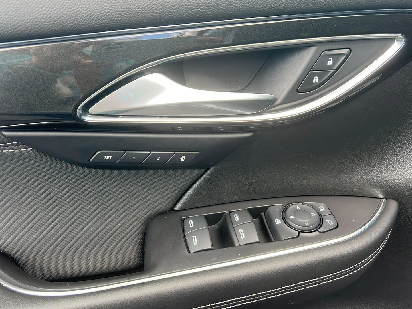 Used 2025 Moonstone Gray Metallic Buick Preferred image 11