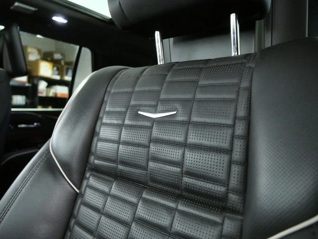 Used 2021 Red Cadillac Sport Platinum image 20