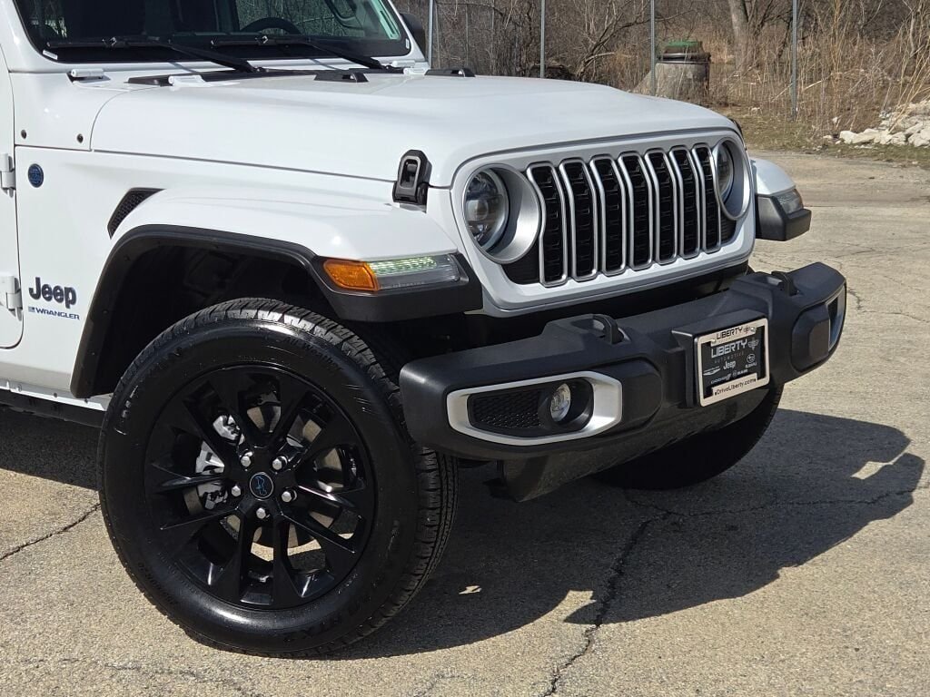 Certified 2025 Jeep Wrangler 4xe Sahara 4XE with VIN 1C4RJXP65SW578909 for sale in Libertyville, IL