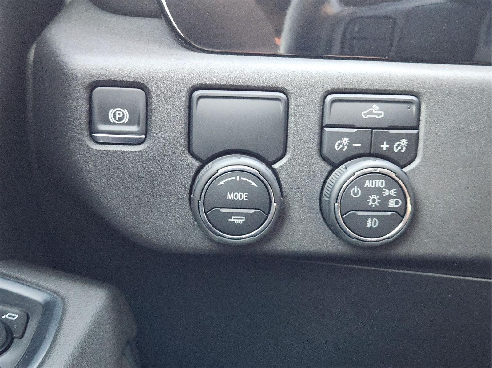 2025 Chevrolet Silverado 1500 photo 23 of 34