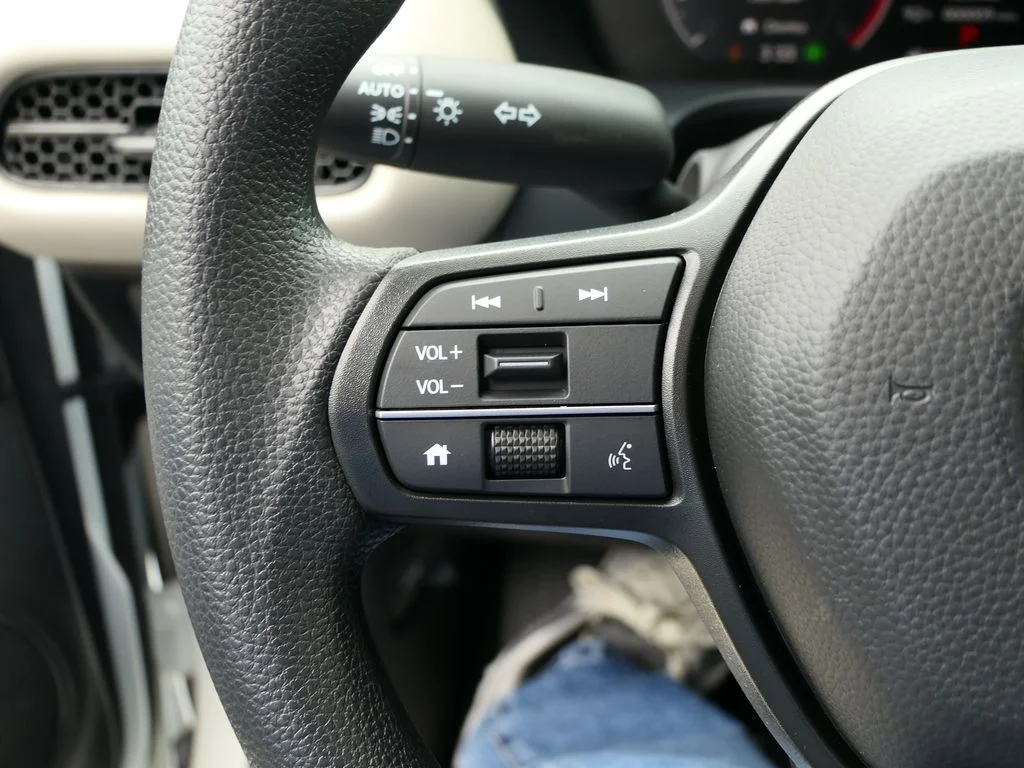 New 2027 Platinum White Pearl Honda LX image 29