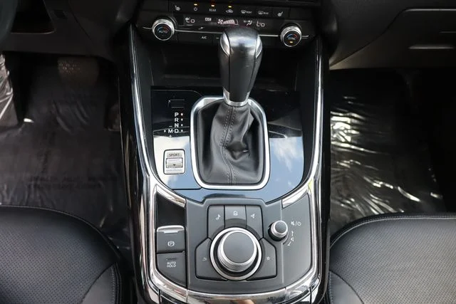 Used 2021 Snowflake White Pearl Mazda Touring image 36