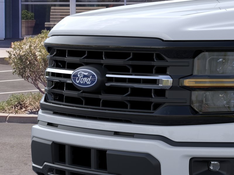 New 2026 Oxford White Ford XLT image 42