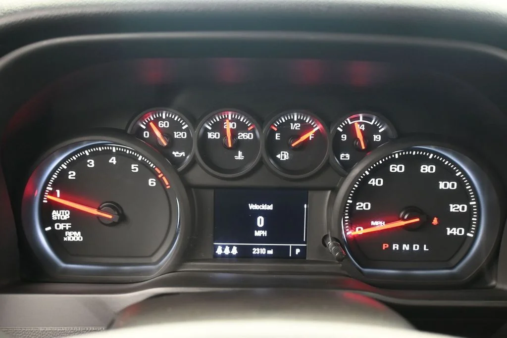 Used 2026 Summit White Chevrolet WT image 23