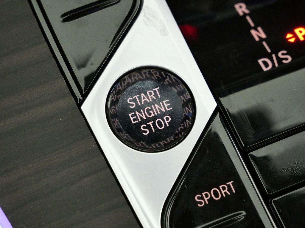2026 BMW X5 M60i - Photo 47