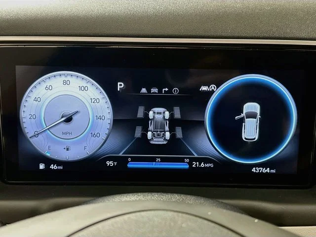 Certified Used 2022 Gray Hyundai Limited image 18