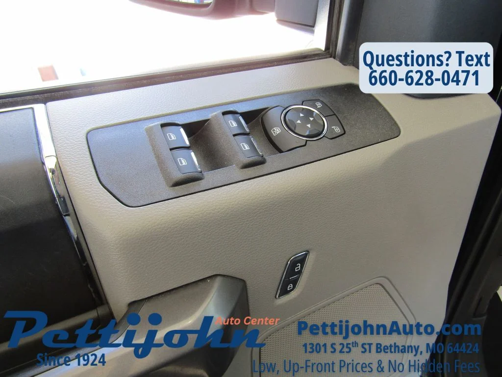 Used 2022 Black Metallic Ford XLT image 21