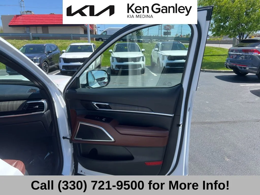 Certified Used 2024 White Kia SX image 61
