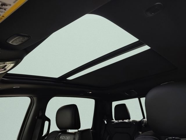 New 2026 Diamond Black Crystal Pearl-Coat Exterior Paint RAM RHO image 27