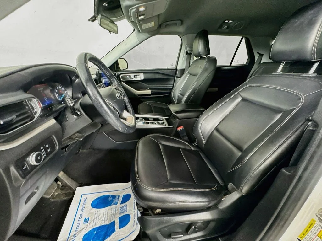 Used 2021 White Metallic Ford XLT image 27
