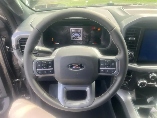 New 2026 Carbonized Gray Metallic Ford XLT image 13