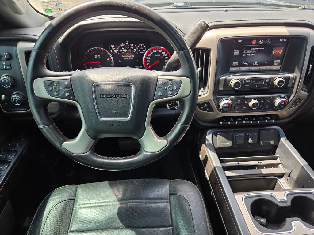 Used 2015 Black GMC Denali image 21