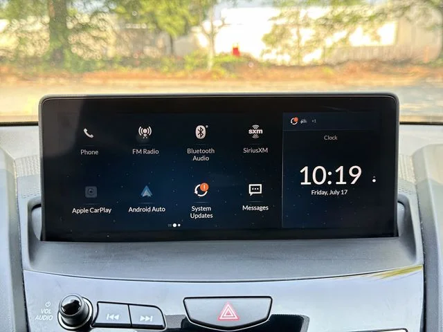 Used 2021  Acura Base image 18