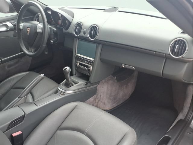 Used 2007  Porsche Y image 18