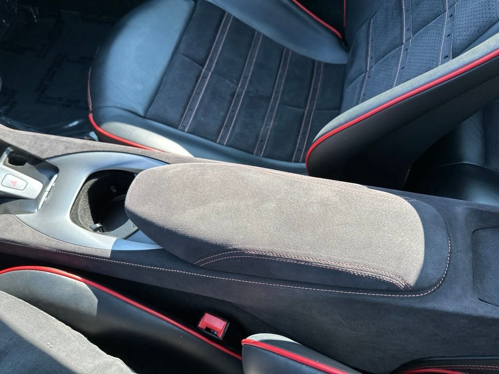 Used 2022 Silver Ferrari Base image 23