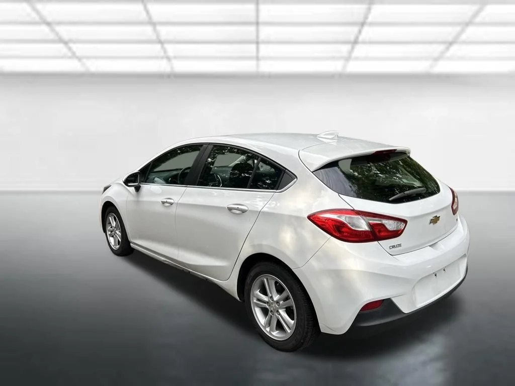 Used 2017 White Chevrolet LT image 3