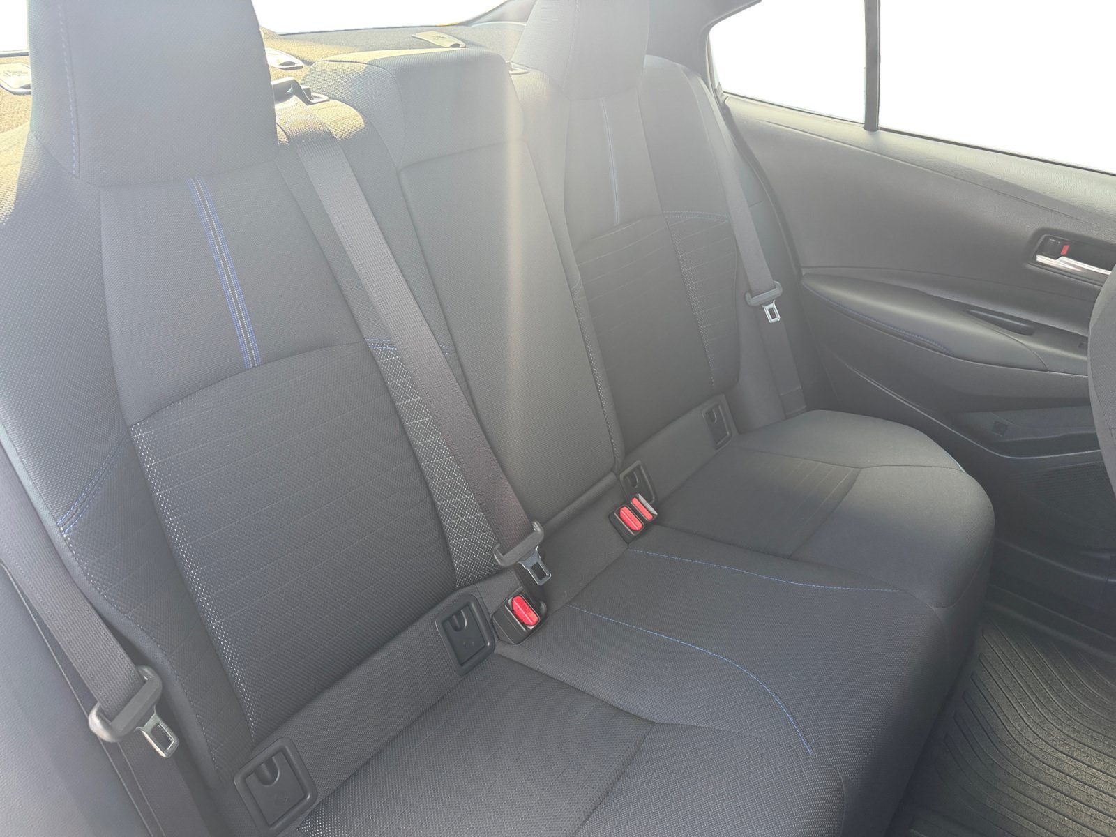 Used 2022 White Toyota SE image 32