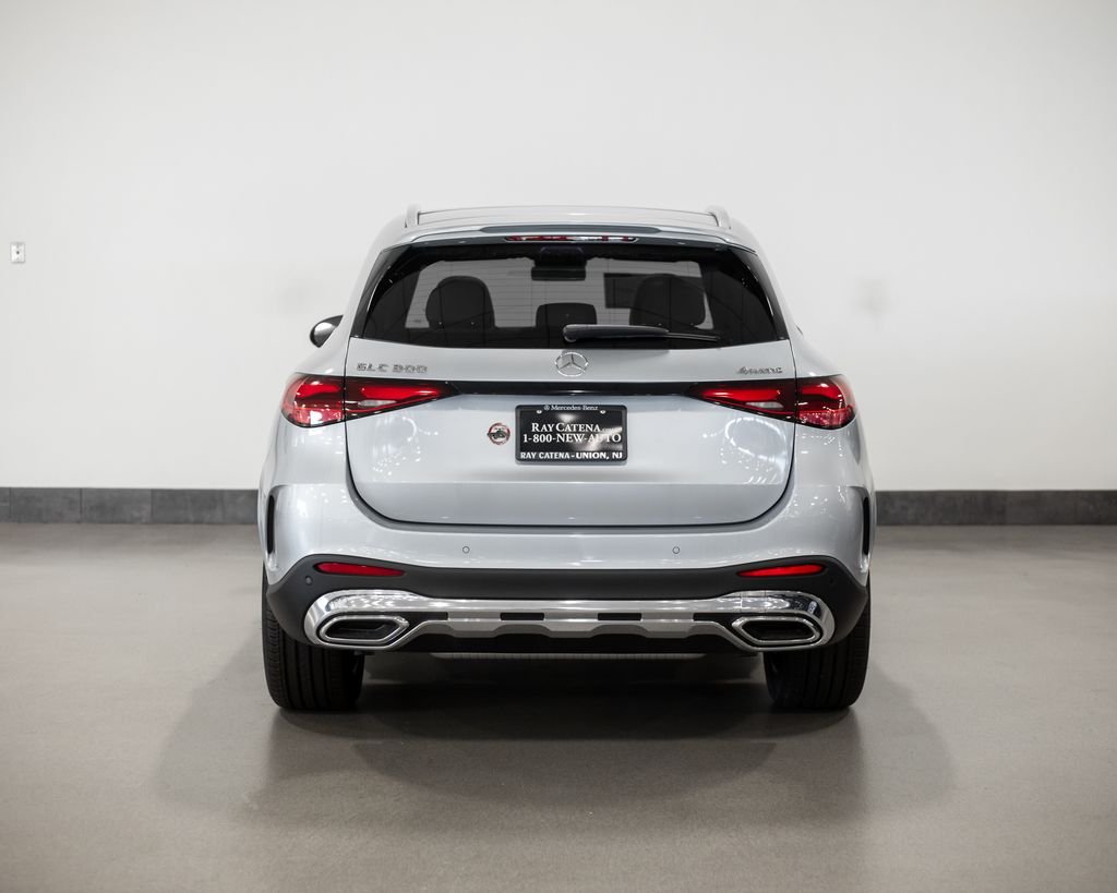 New 2026 Cirrus Silver Metallic Mercedes-Benz GLC 300 image 11