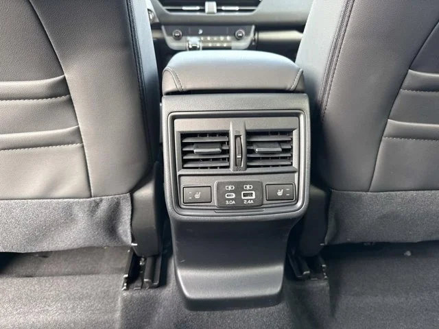 New 2026 CRYSTAL WHITE PEARL Subaru Limited image 62