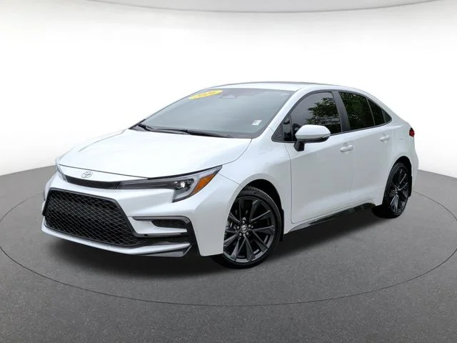 2026 Toyota Corolla SE CVT's photo