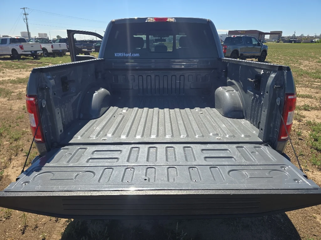 Used 2019  Ford XLT image 32