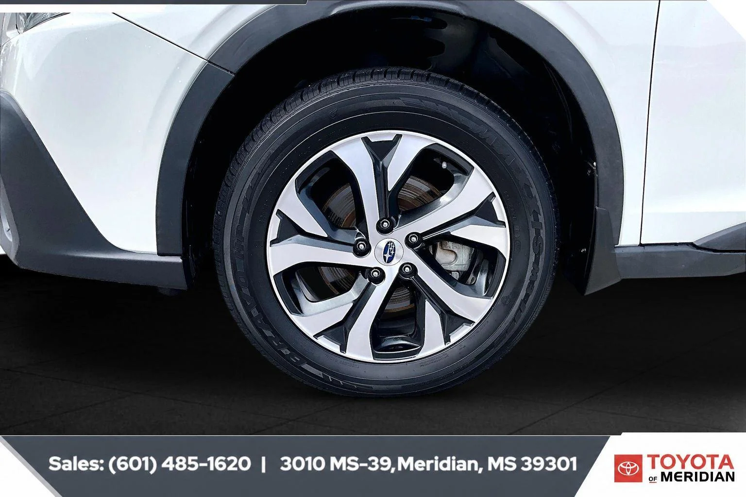 Used 2022 White Pearl Subaru Limited image 7