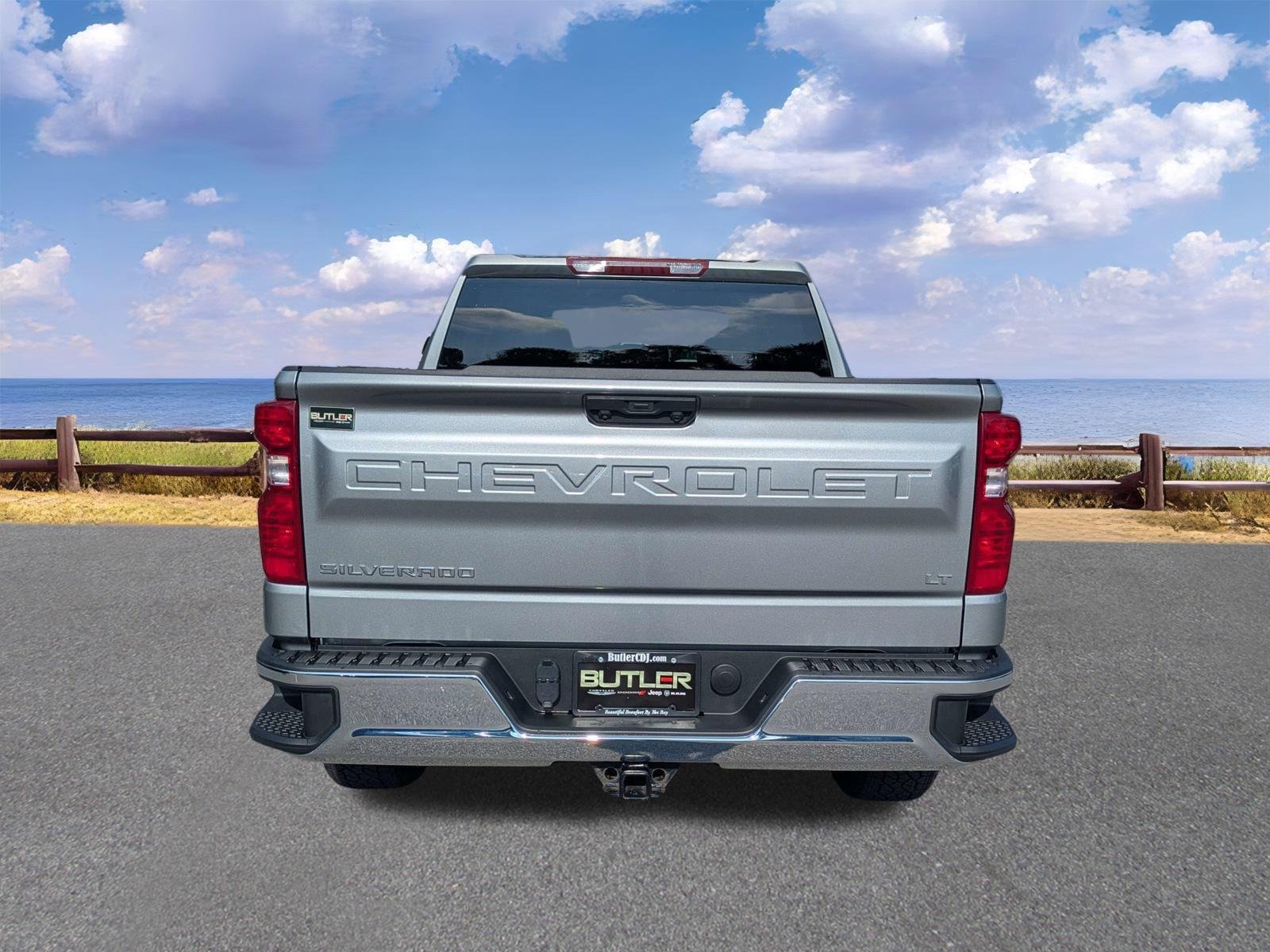 Used 2023 Black Chevrolet LT image 7