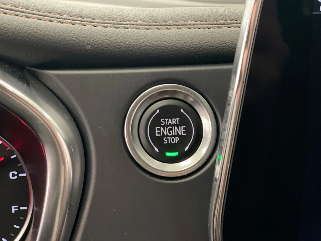 Used 2023 Black Chevrolet Premier image 17