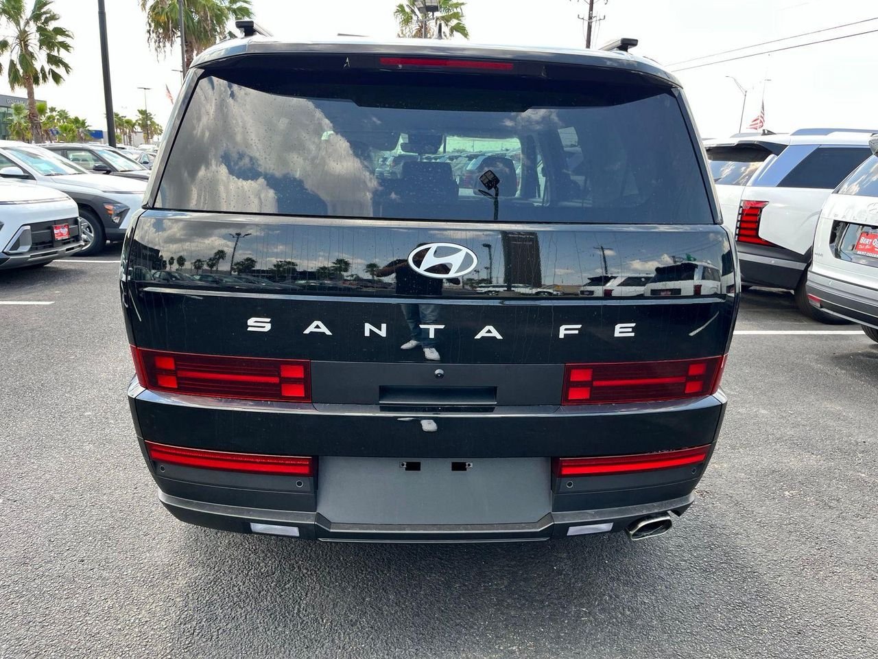 New 2027 Black Hyundai SEL FWD image 6