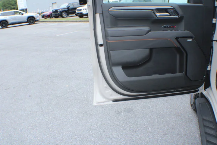 2026 GMC Sierra 1500 AT4 - Photo 6