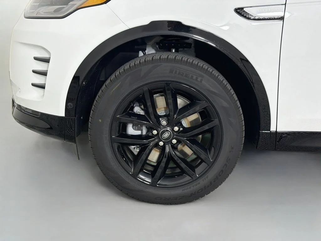 New 2026 Fuji White Land Rover Landmark image 33