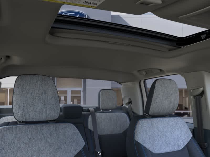 New 2026 Space White Metallic Ford XLT image 12
