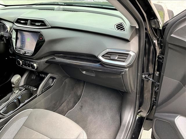 Used 2023 Black Chevrolet LT image 17
