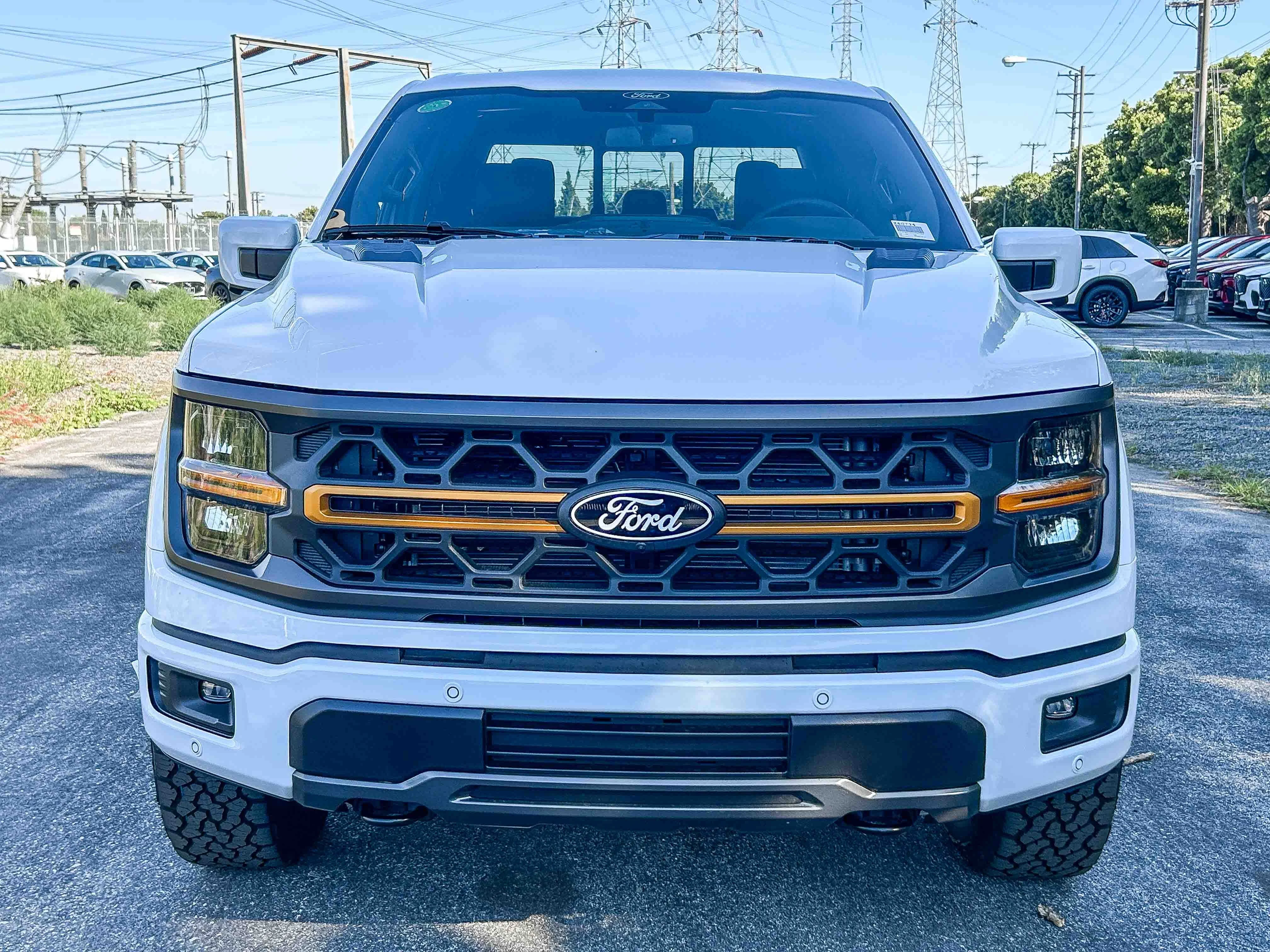 New 2026 Oxford White Ford Tremor® image 2
