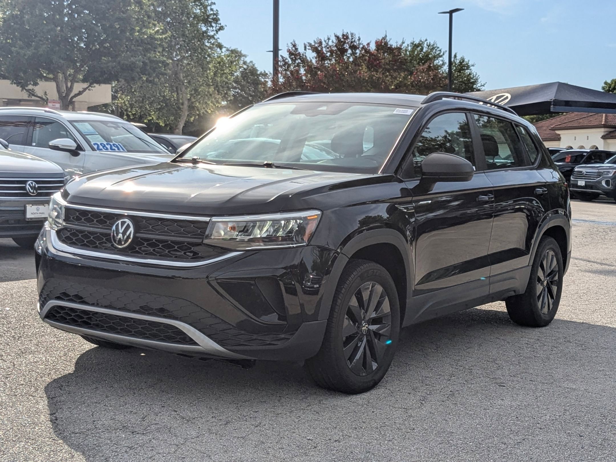 Certified Used 2022 Deep Black Volkswagen S image 8