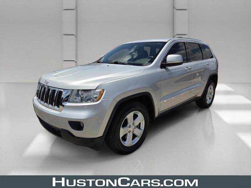 2011 Jeep Grand Cherokee Laredo's photo