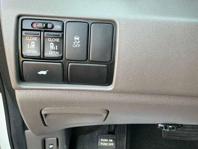 Used 2012 White Honda EX-L image 20