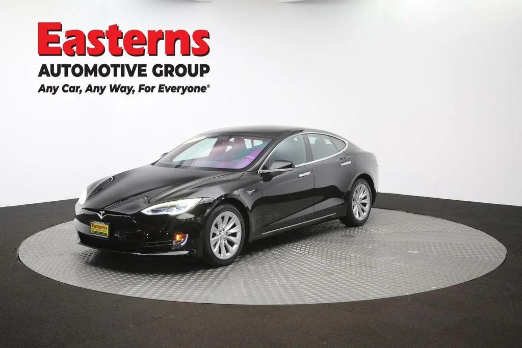 Used 2018 Black Tesla 75D image 53
