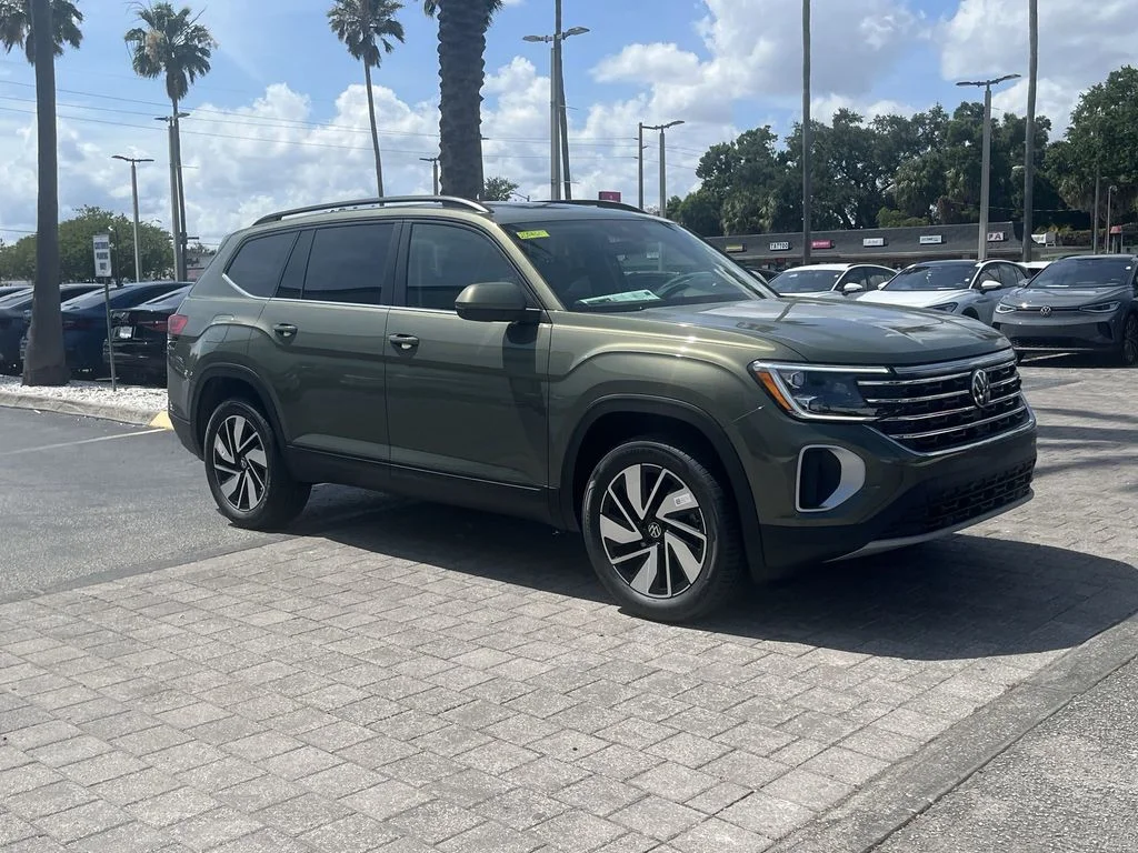 New 2026 Green Volkswagen 2.0T SE w/Technology image 2