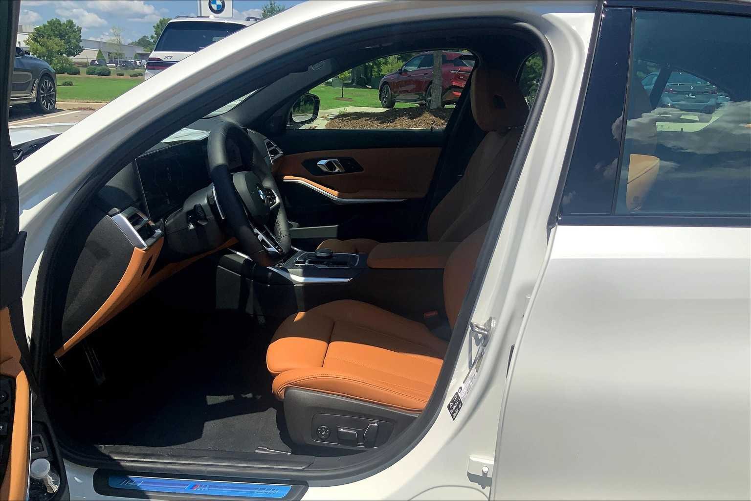 2025 BMW 3 Series 330i - Photo 7