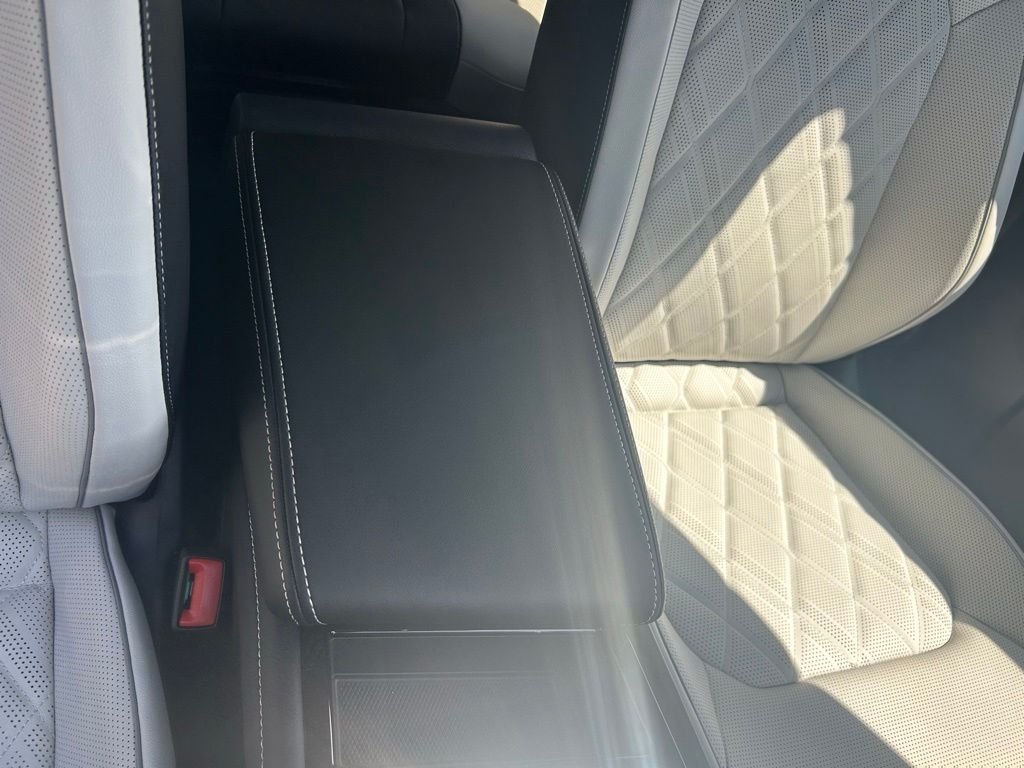 New 2026 White/off-white Volkswagen 2.0T SEL Premium R-Line image 40
