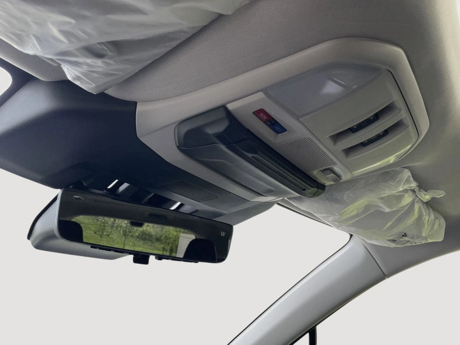 New 2026 Crystal White Pearl Subaru Onyx Edition Touring image 21