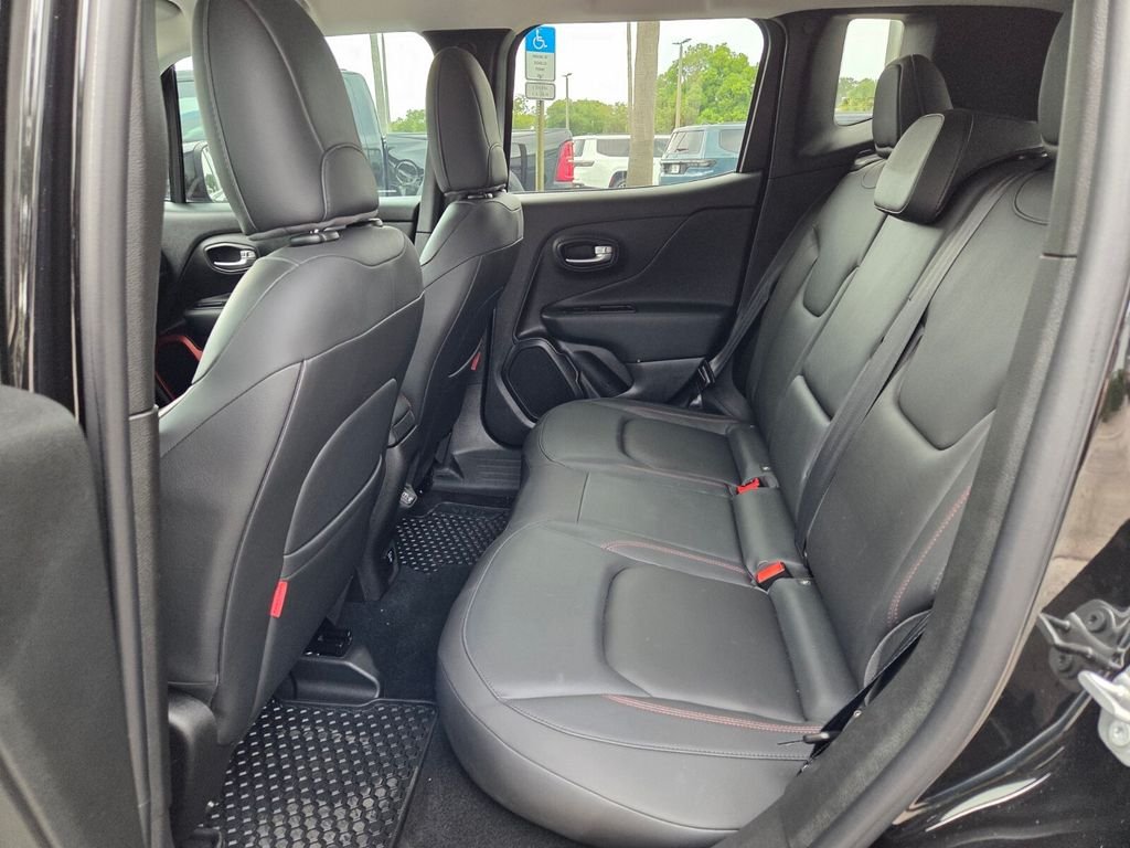 Used 2022 Black Jeep Trailhawk image 14