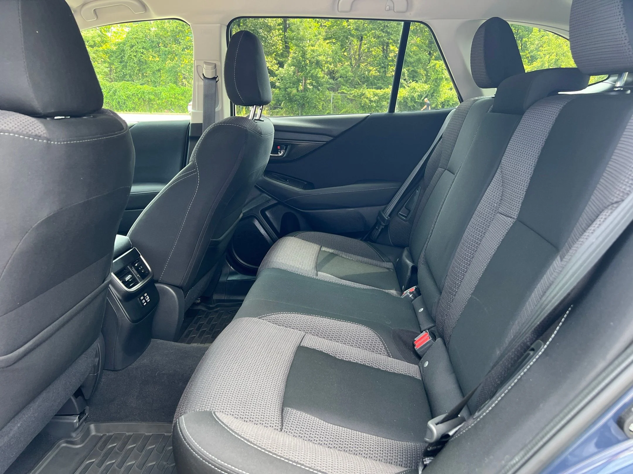 Used 2025 Blue Subaru Premium image 22