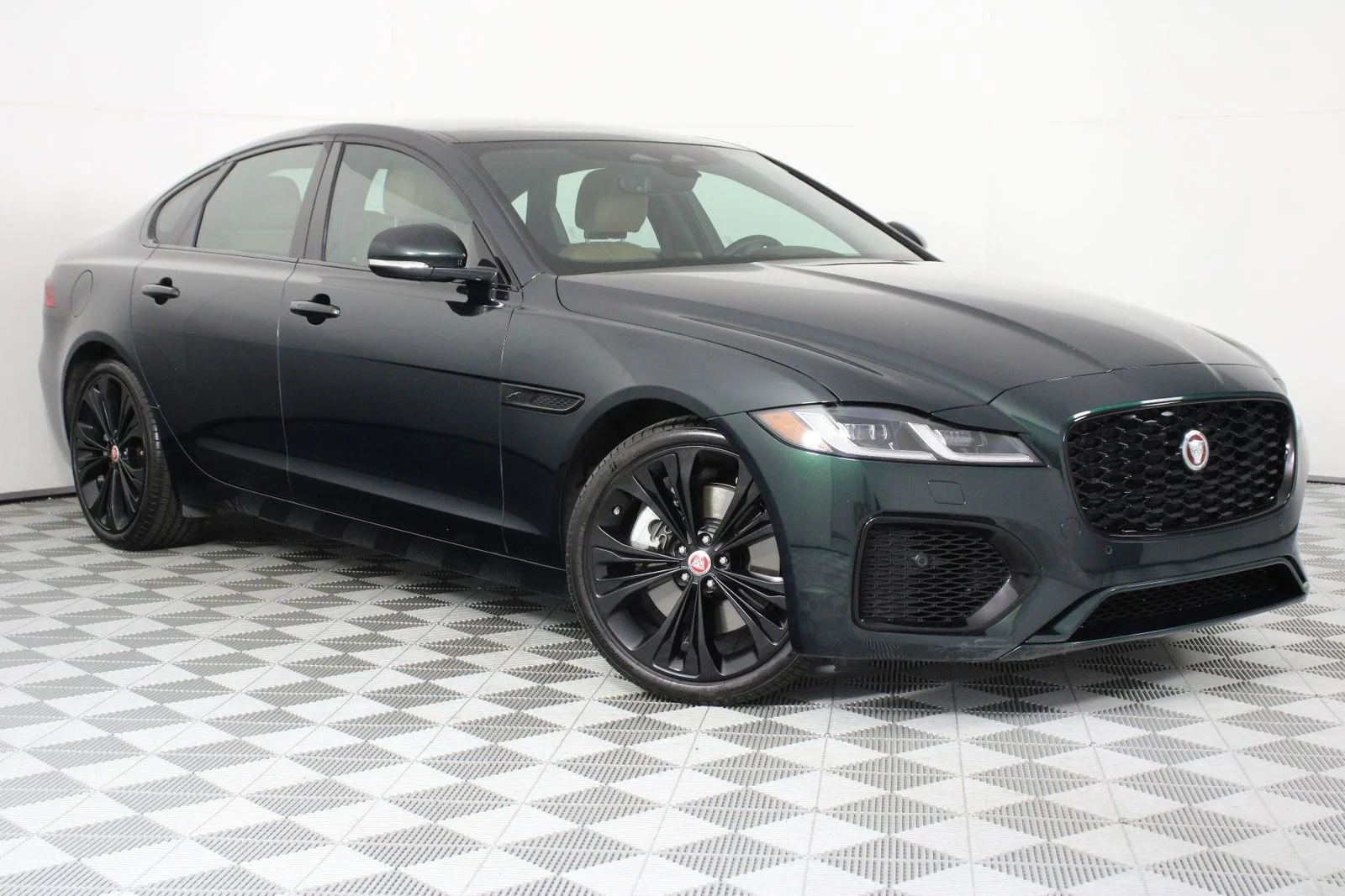Used 2023 British Racing Green Metallic Jaguar SE image 34
